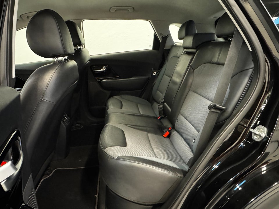 Kia Niro 64 EV Prestige 5d