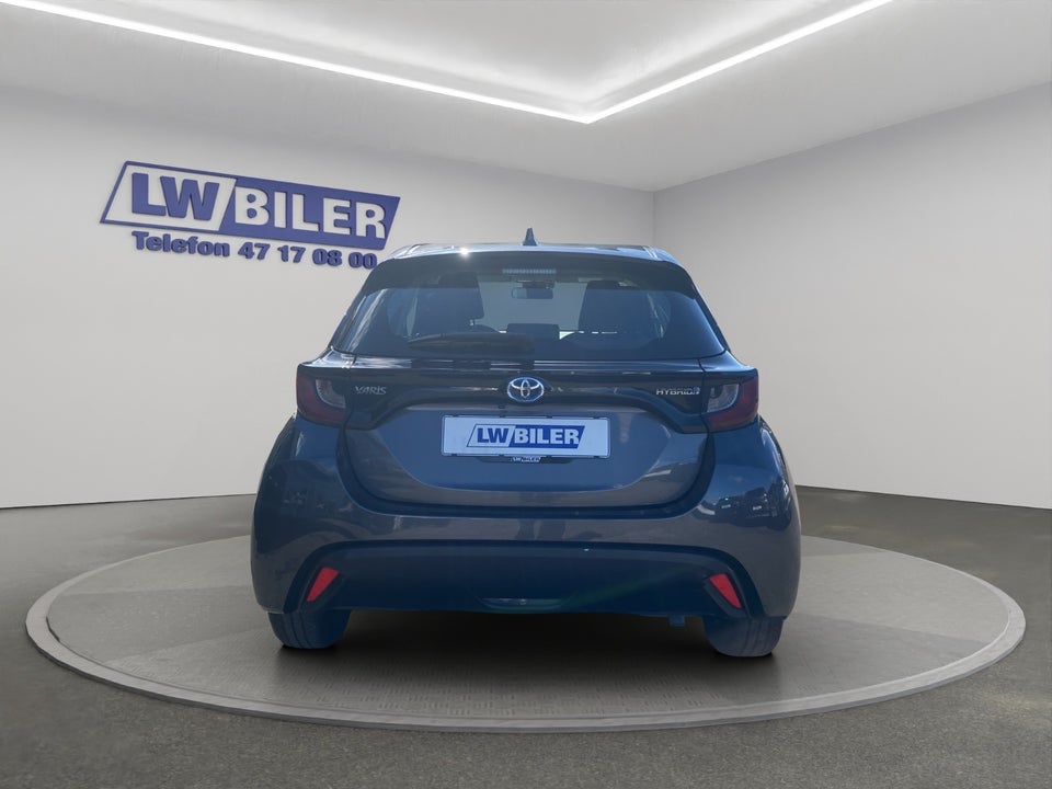 Toyota Yaris 1,5 Hybrid H3 e-CVT 5d