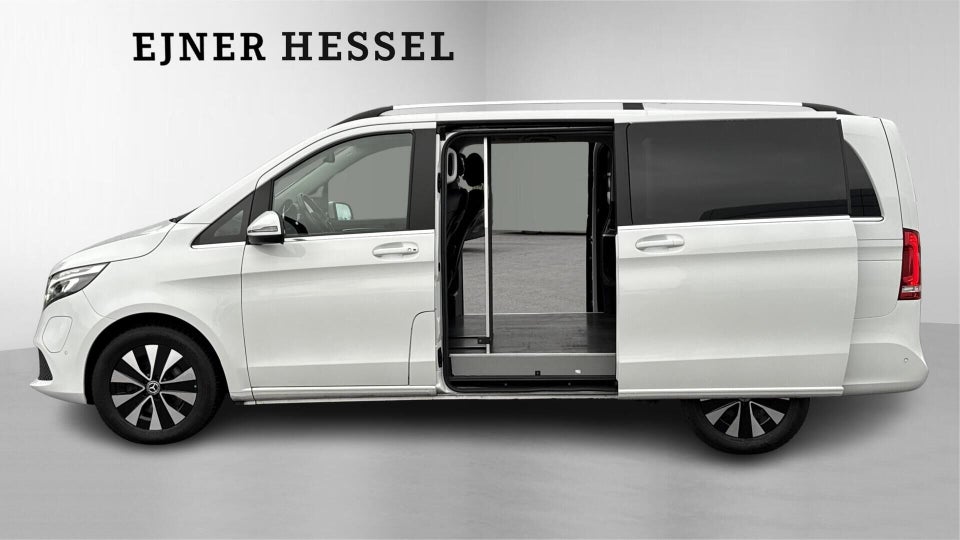 Mercedes EQV300 Avantgarde L Van