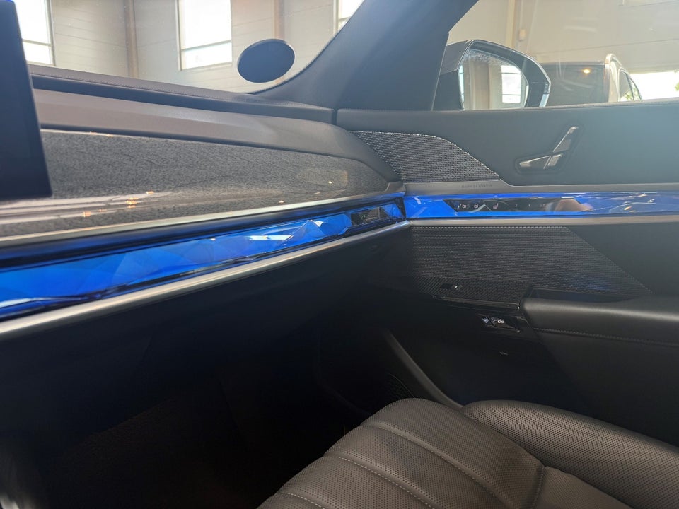 BMW 750e 3,0 Connected xDrive aut. 4d