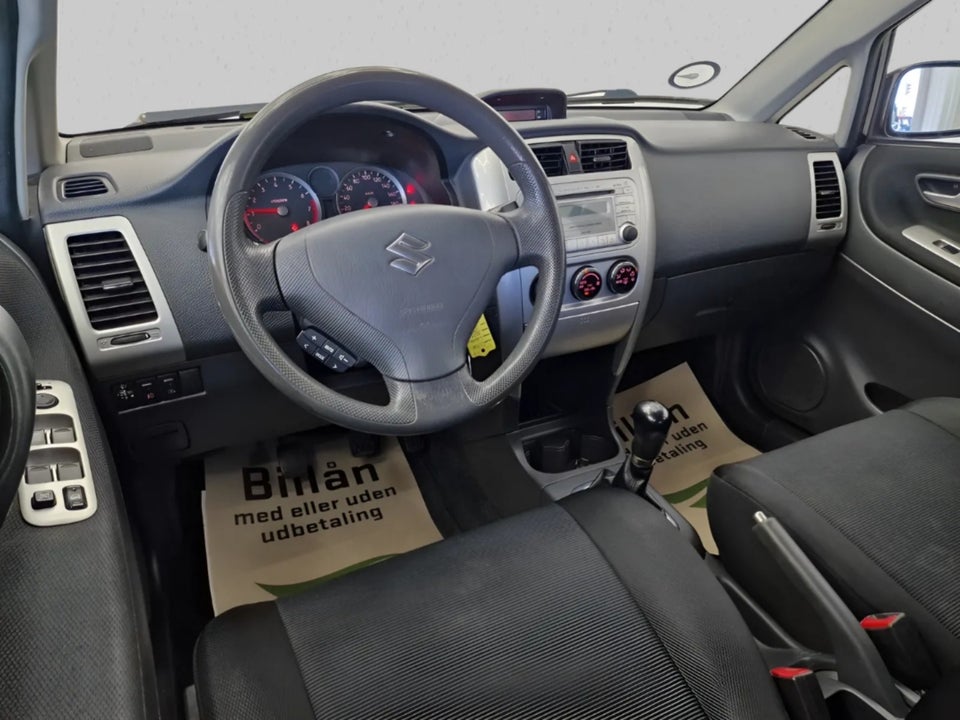 Suzuki Liana 1,6 GL 5d