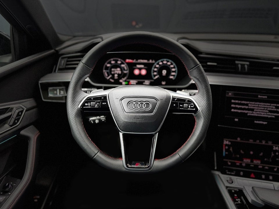 Audi Q8 e-tron 55 S-line Black Style Sportback quattro 5d