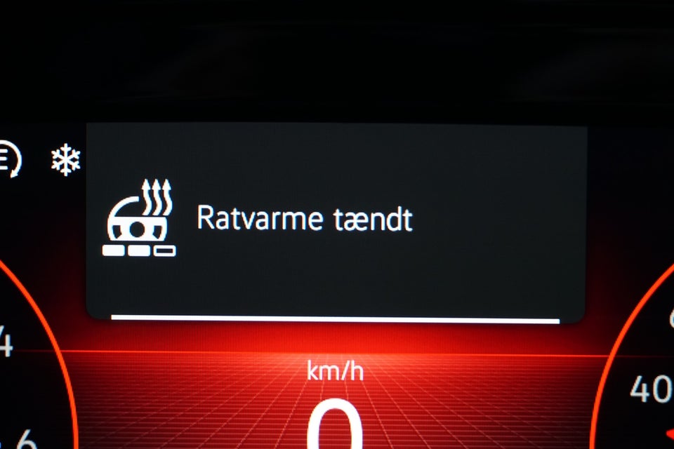 VW Golf VIII 1,4 eHybrid DSG 5d