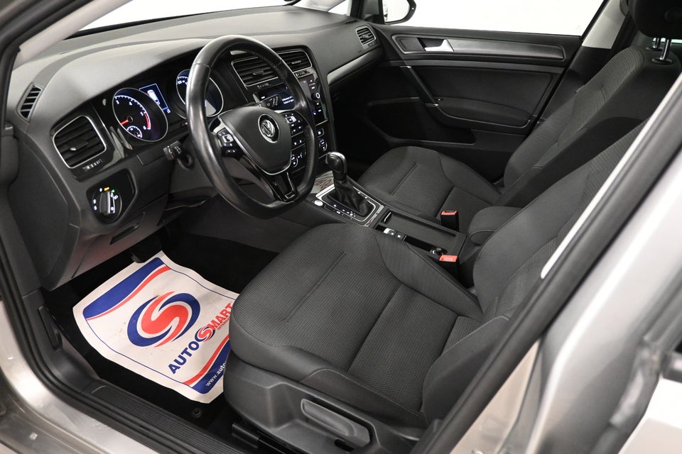 VW Golf VII 2,0 TDi 150 Comfortline+ Connect Variant DSG 5d