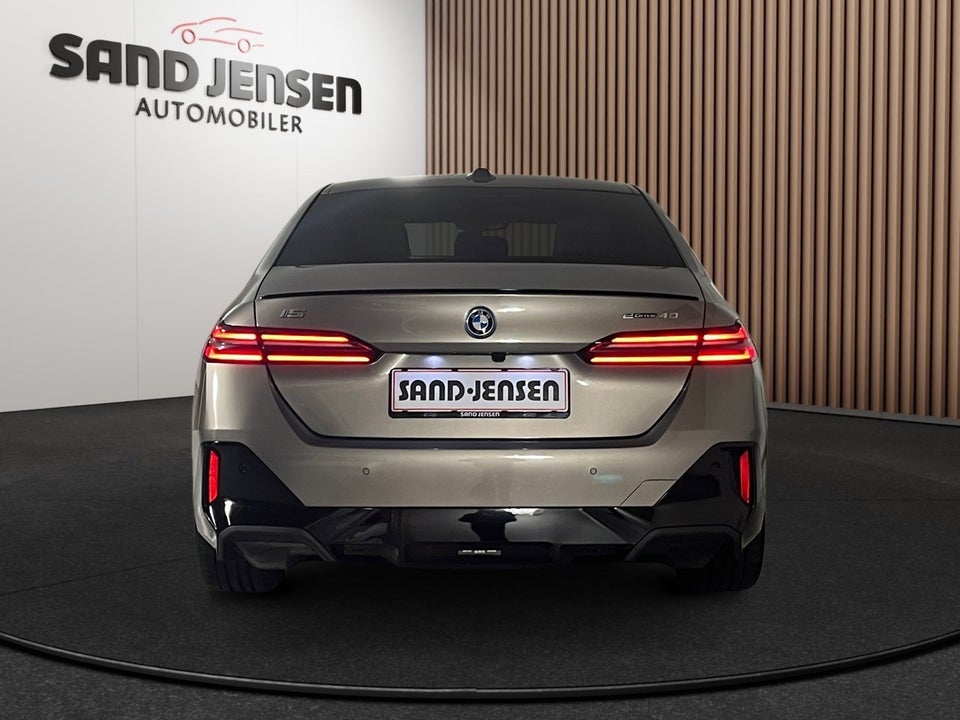 BMW i5 eDrive40 M-Sport Pro 4d