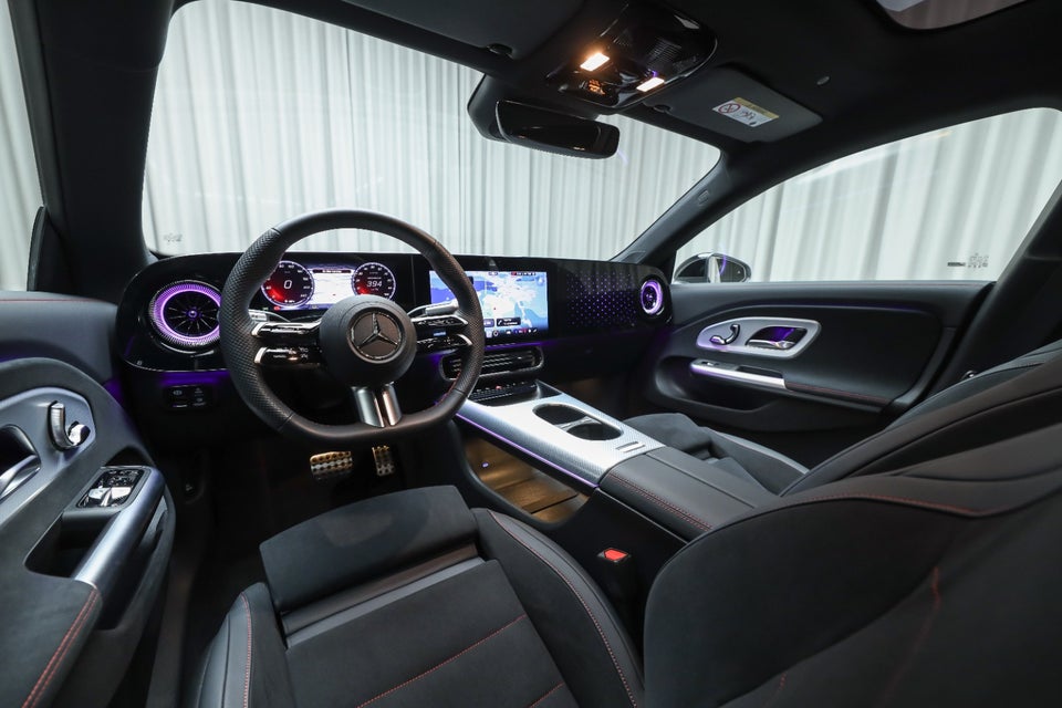 Mercedes CLA350 EQ AMG Premium 4Matic 4d