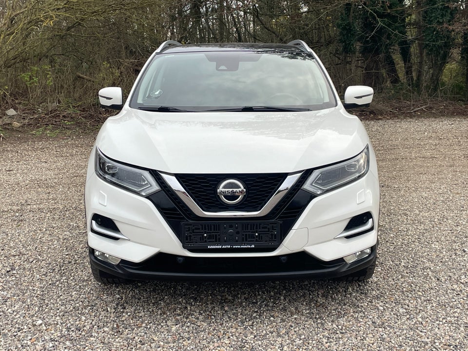 Nissan Qashqai 1,3 Dig-T 160 Tekna+ 5d
