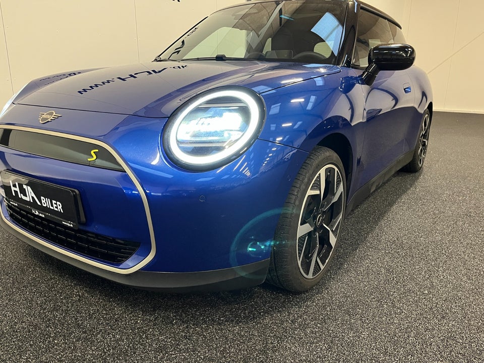 MINI Cooper SE Classic Trim M 3d
