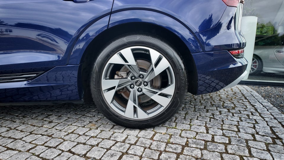 Audi e-tron 55 S-line quattro 5d