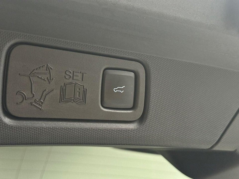 Ford Mustang Mach-E 75 Standard Range 5d