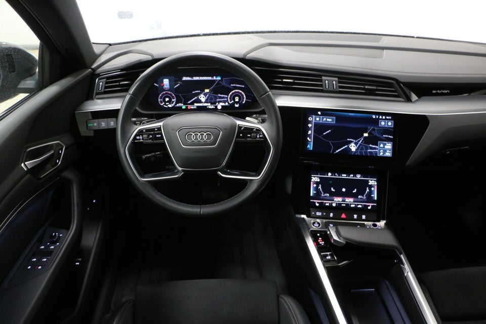 Audi Q8 e-tron 50 quattro 5d