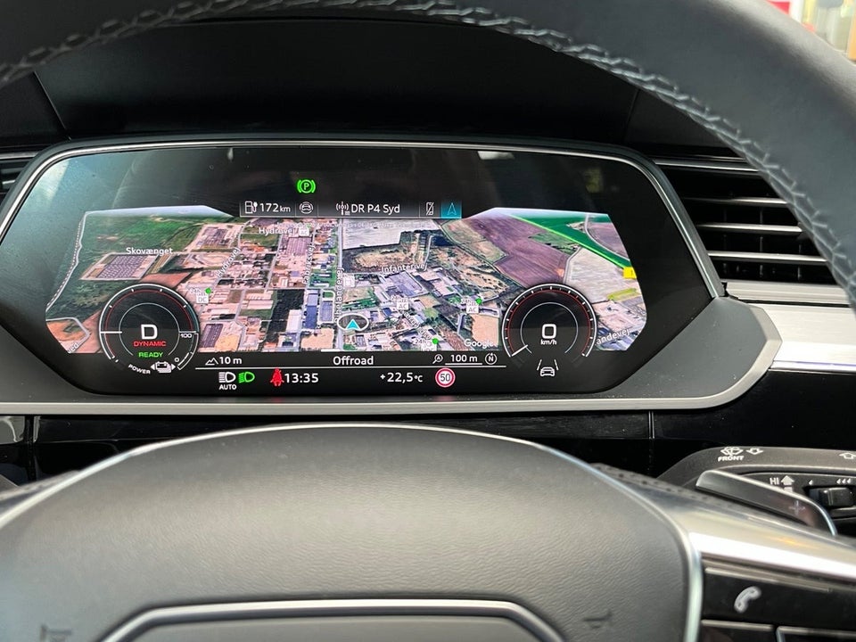 Audi Q8 e-tron 55 S-line quattro 5d