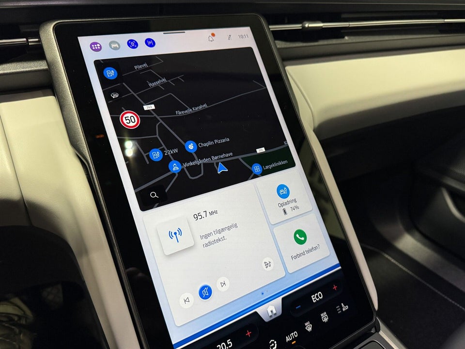 Ford Explorer 84 Select Extended Range AWD 5d