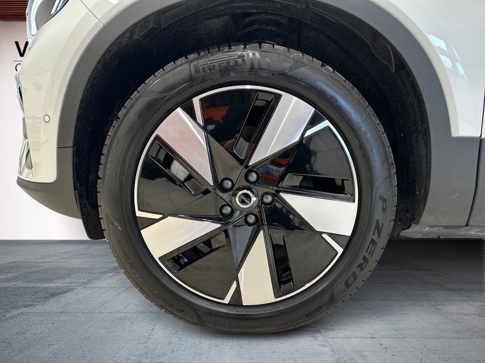 Volvo EC40 Extended Range Plus 5d