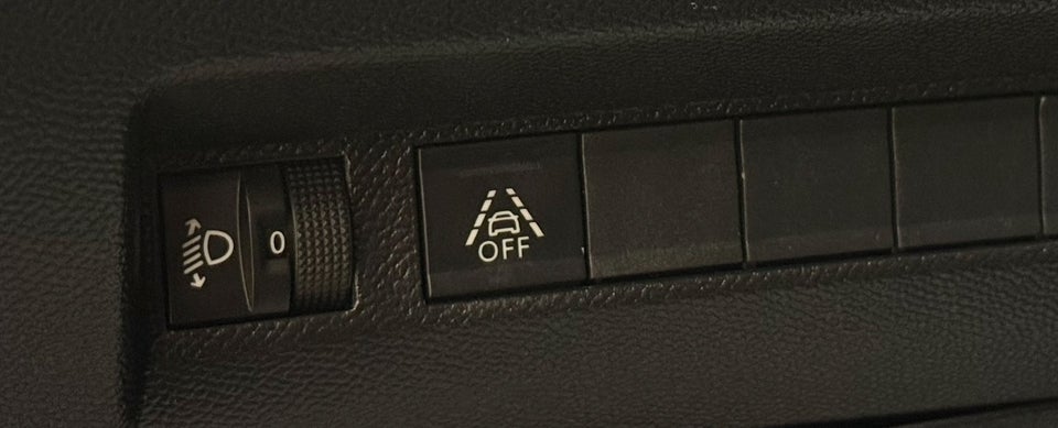 Peugeot 208 1,5 BlueHDi 100 Allure 5d