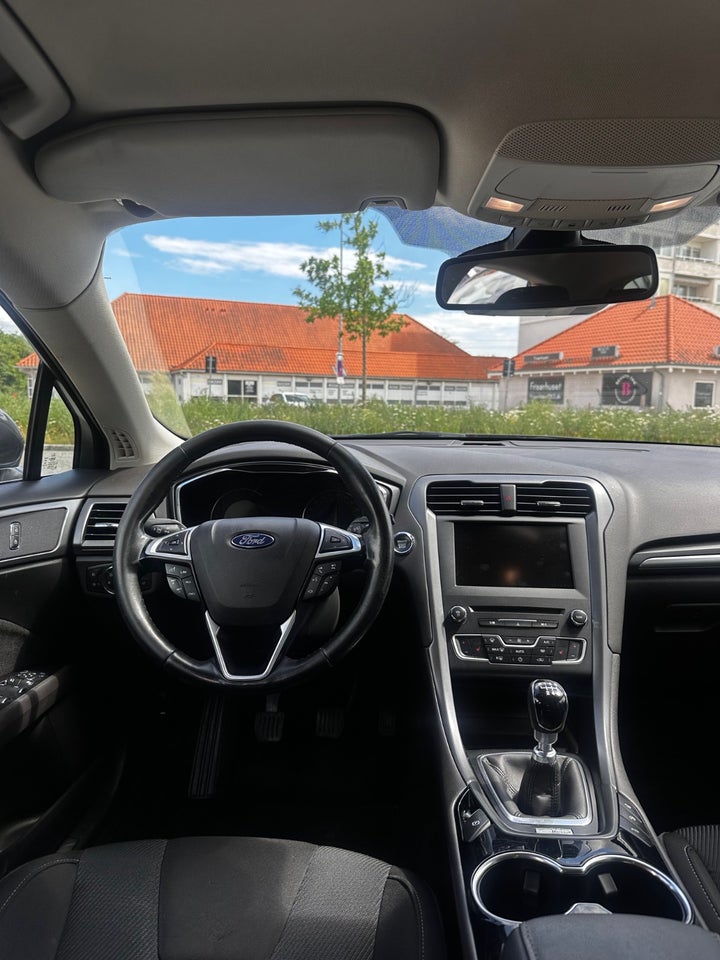 Ford Mondeo 1,5 SCTi 160 Titanium 5d