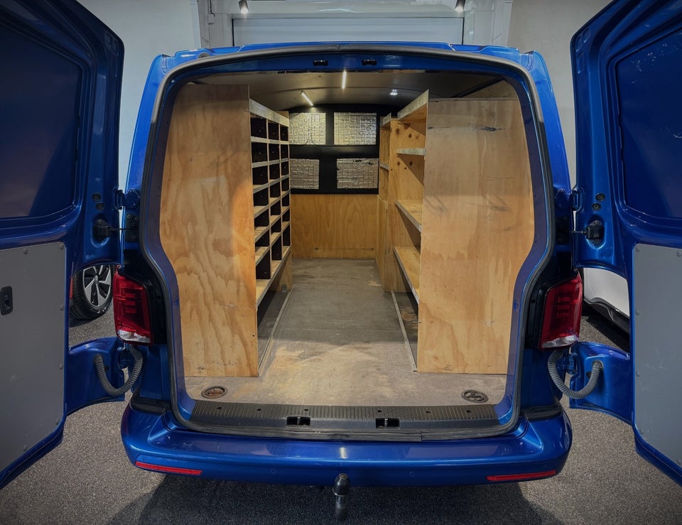 VW Transporter 2,0 TDi 199 Kassevogn DSG 4Motion lang