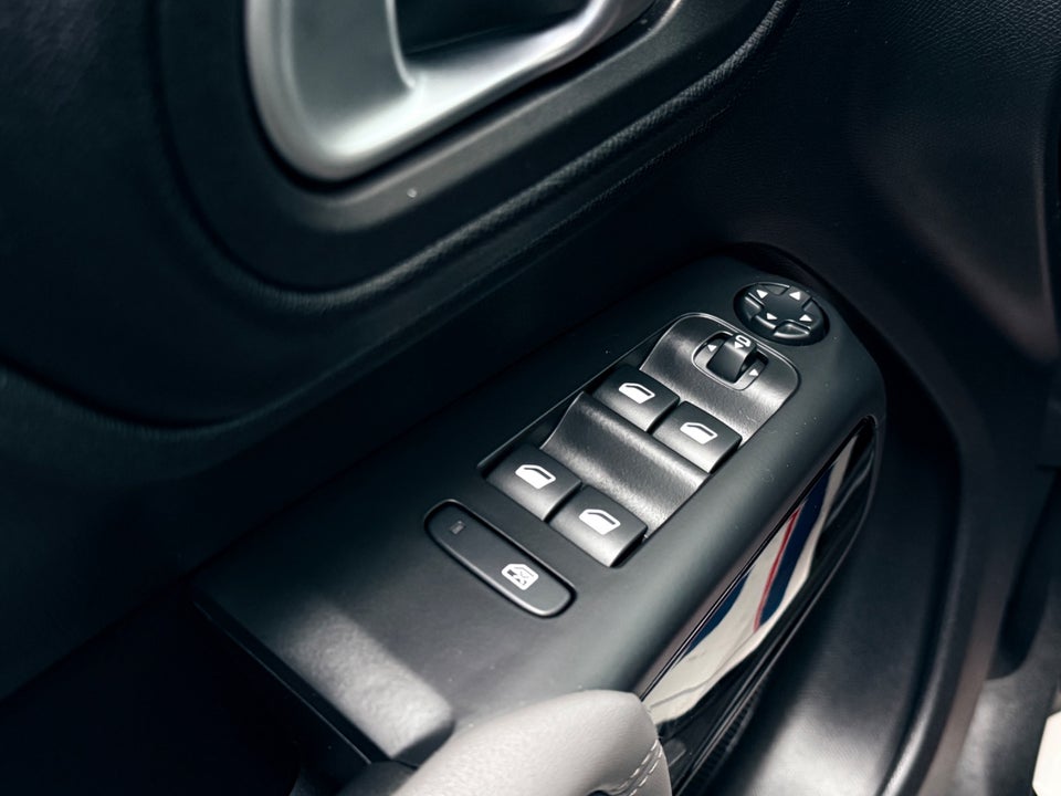Citroën C5 Aircross 1,6 Hybrid Shine Sport EAT8 5d