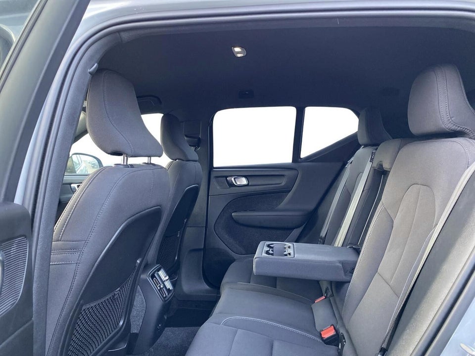 Volvo EX40 Extended Range Core 5d