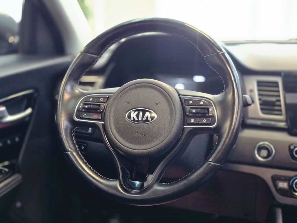 Kia Niro 1,6 PHEV Advance+ DCT 5d