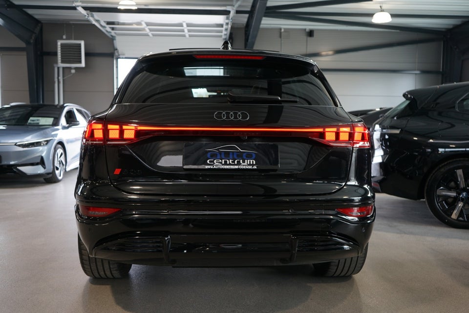 Audi SQ6 e-tron quattro 5d