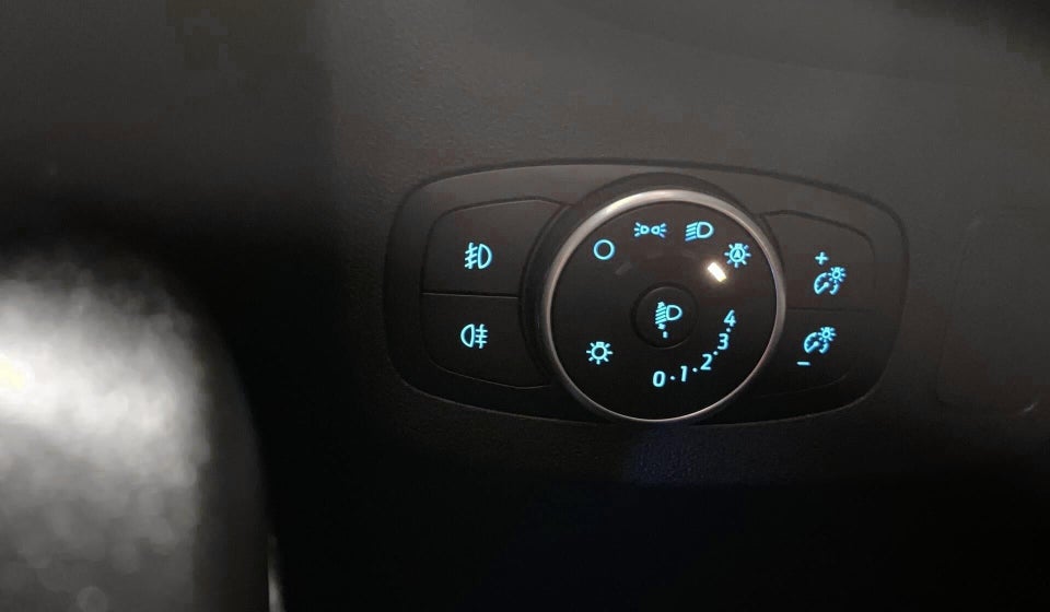 Ford Puma 1,0 EcoBoost mHEV Titanium 5d