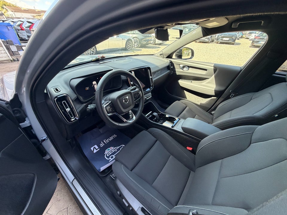 Volvo XC40 ReCharge Plus 5d