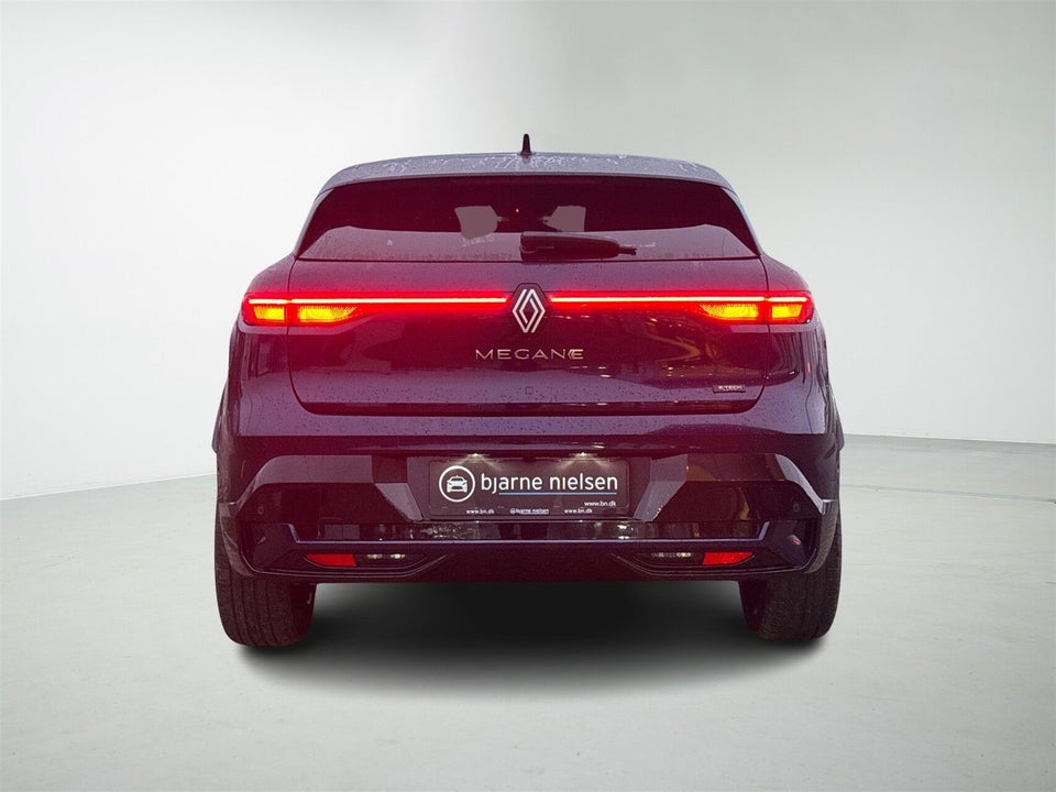 Renault Megane E-Tech 60 Iconic 5d