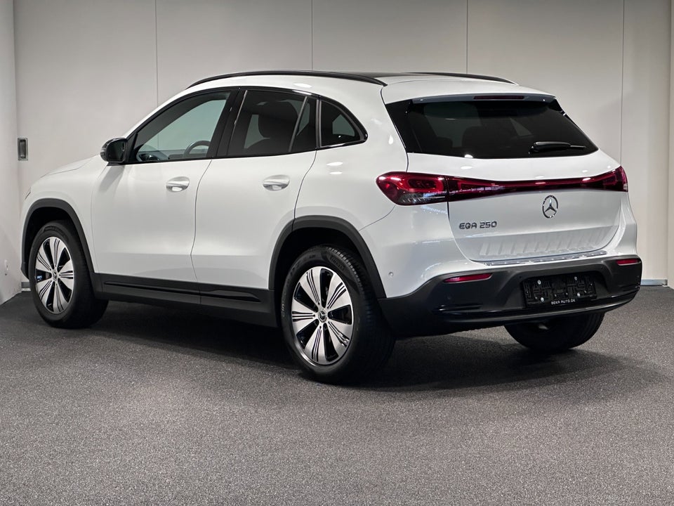 Mercedes EQA250 Progressive 5d