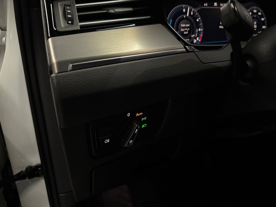 VW Passat 1,4 GTE DSG 4d