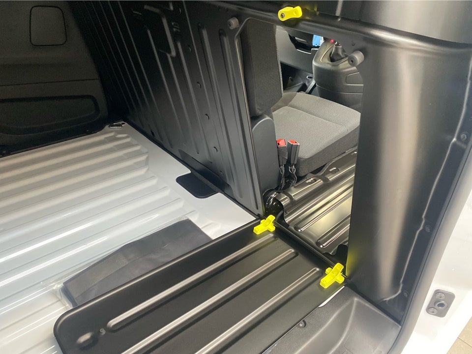 Peugeot Partner 1,5 BlueHDi 100 L2V2 Plus Van