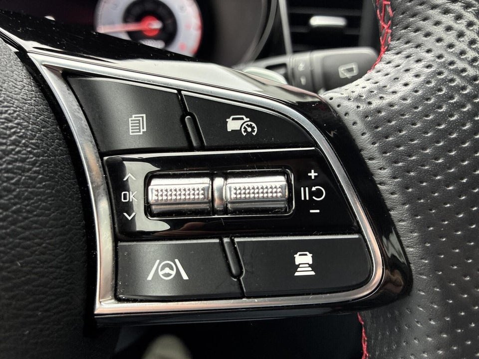 Kia ProCeed 1,6 T-GDi GT DCT 5d