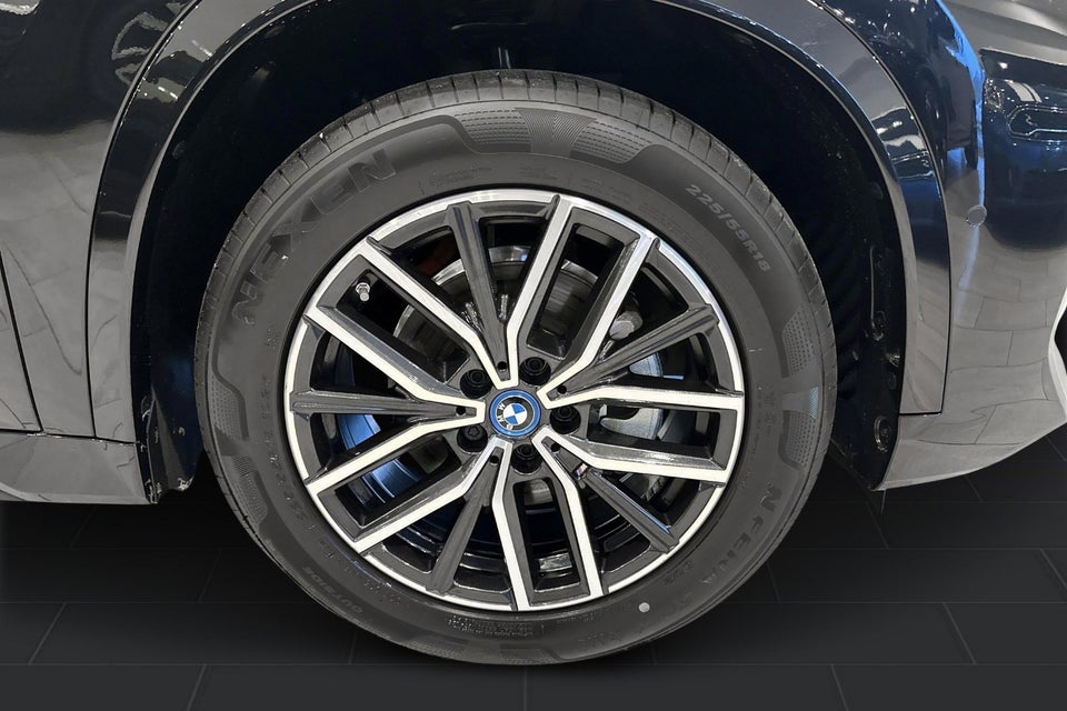 BMW iX1 eDrive20 M-Sport 5d