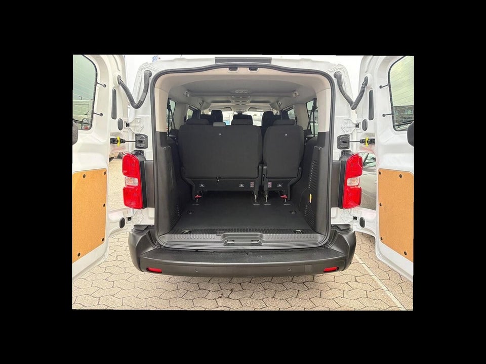 Toyota ProAce Verso 75 Long Shuttle 5d