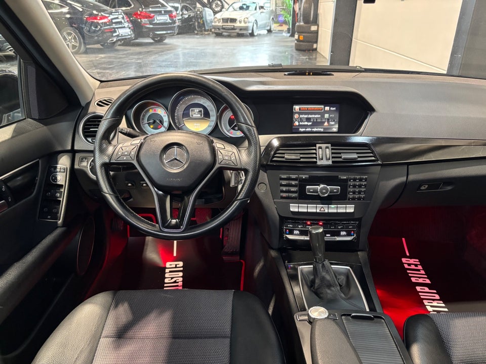 Mercedes C200 2,2 CDi stc. BE 5d