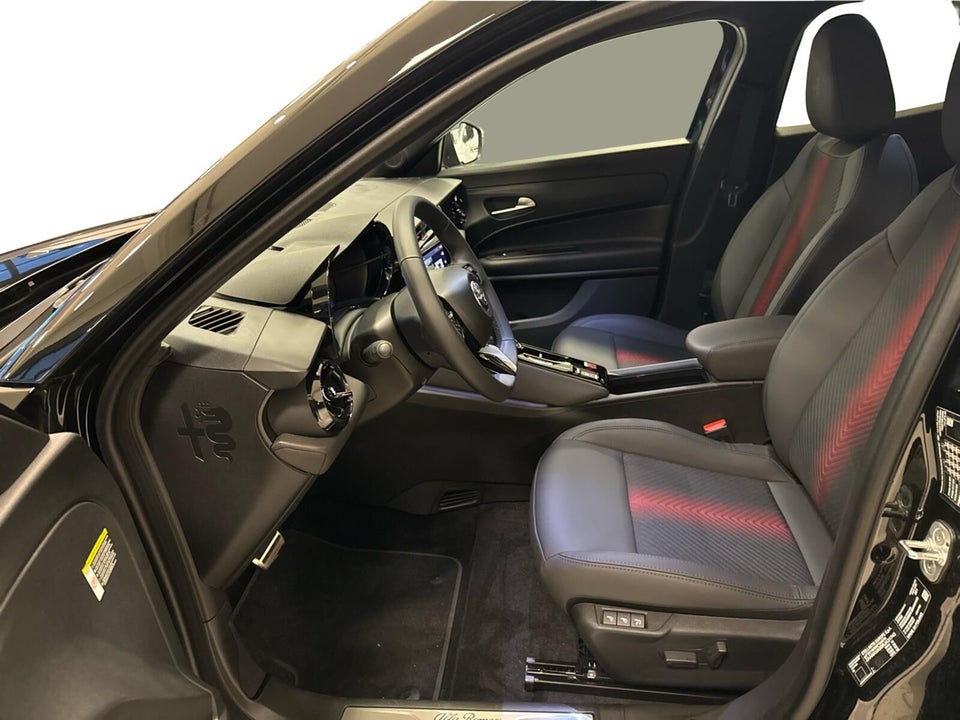 Alfa Romeo Junior Elettrica Speciale 5d