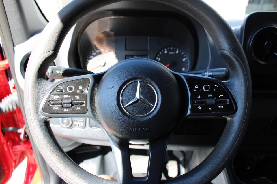 Mercedes Sprinter 317 2,0 CDi A2 Kassevogn aut. RWD
