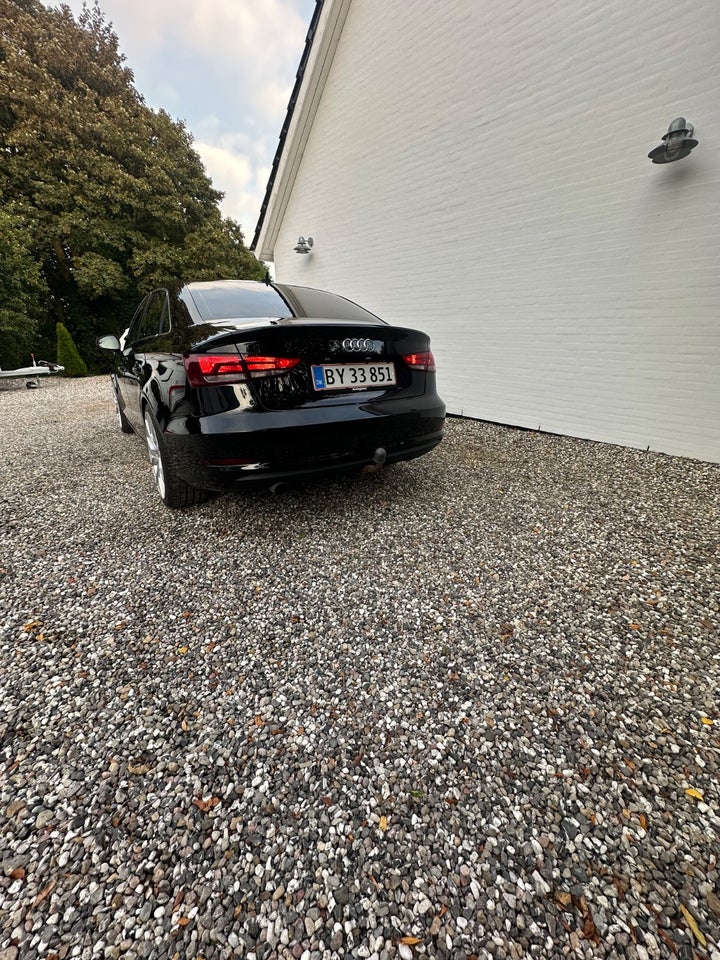 Audi A3 1,6 TDi 110 Ambition 4d