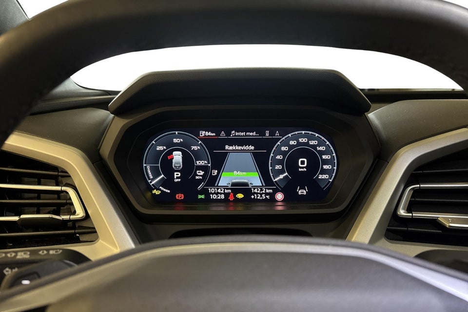 Audi Q4 e-tron 45 Progress 5d