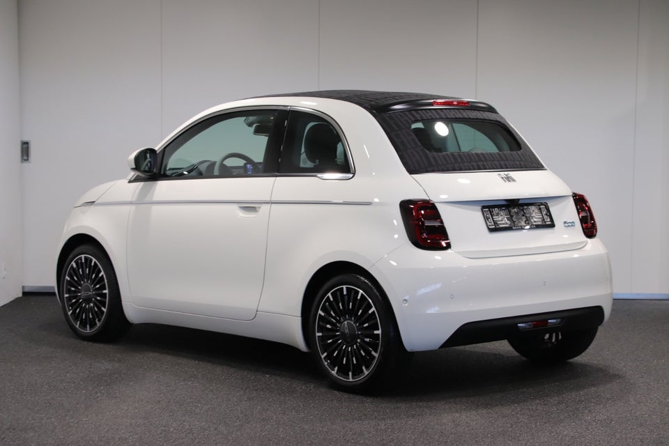 Fiat 500e la Prima Cabrio 2d