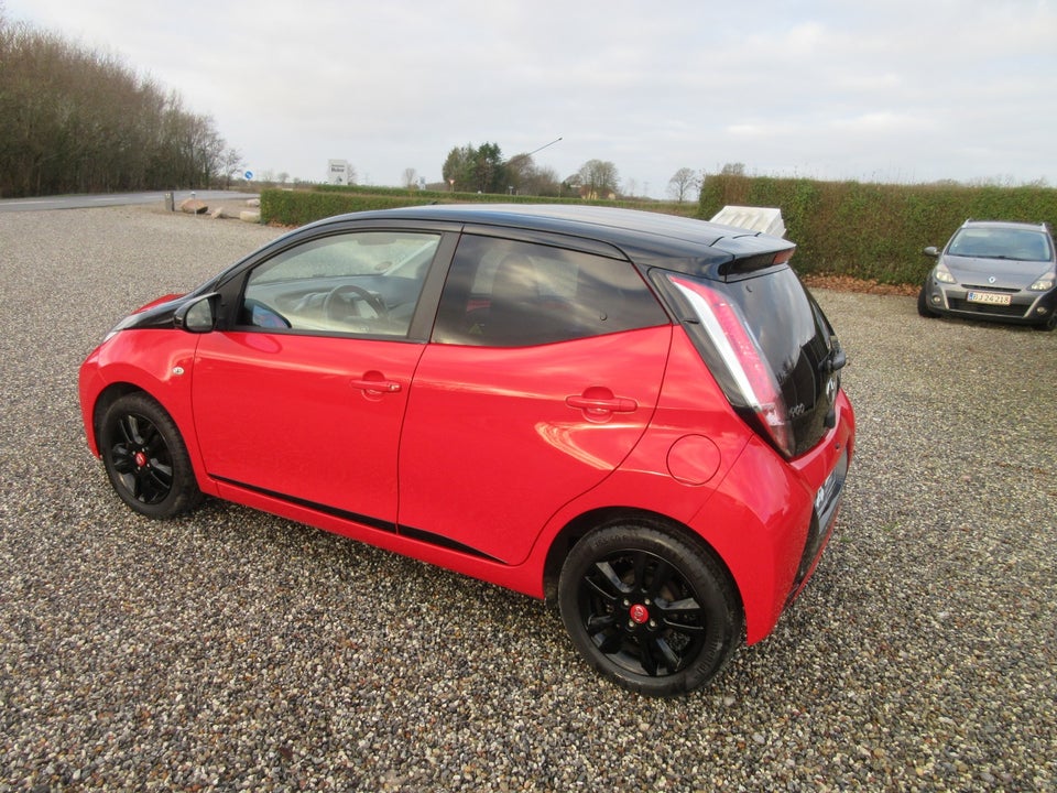 Toyota Aygo 1,0 VVT-i x-cite 5d