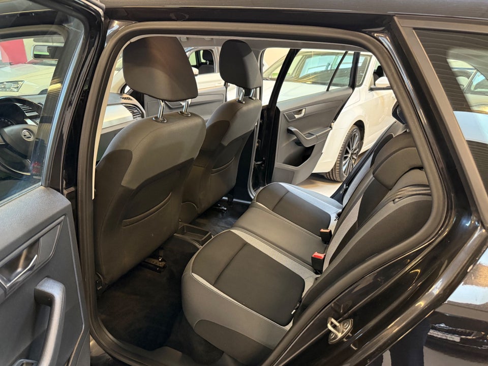 Skoda Fabia 1,2 TSi 110 Ambition Combi 5d