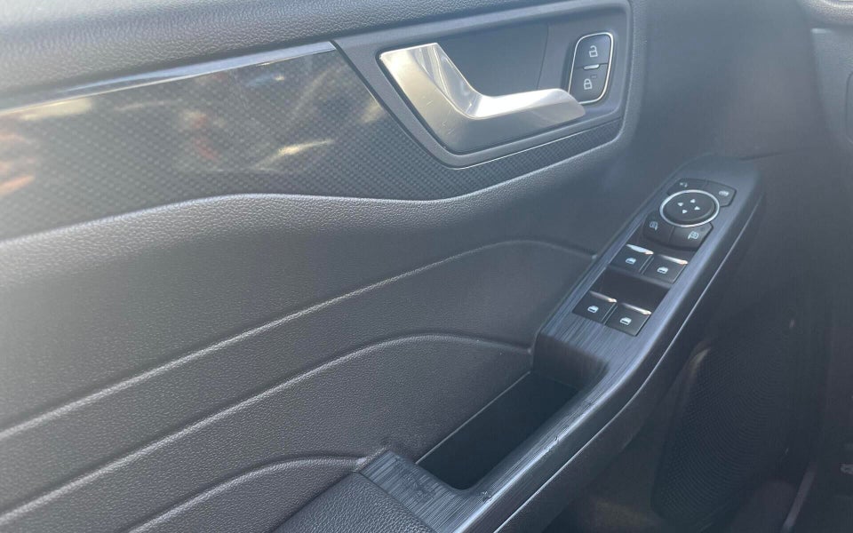 Ford Kuga 2,5 HEV ST-Line CVT Van 5d