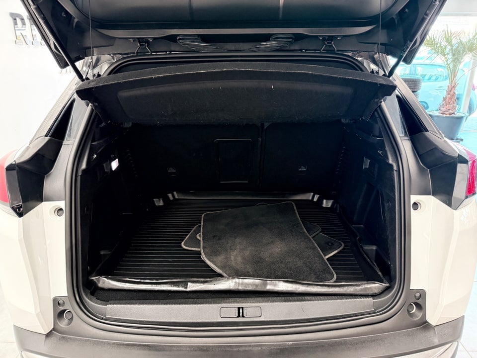 Peugeot 3008 2,0 BlueHDi 180 GT EAT6 5d