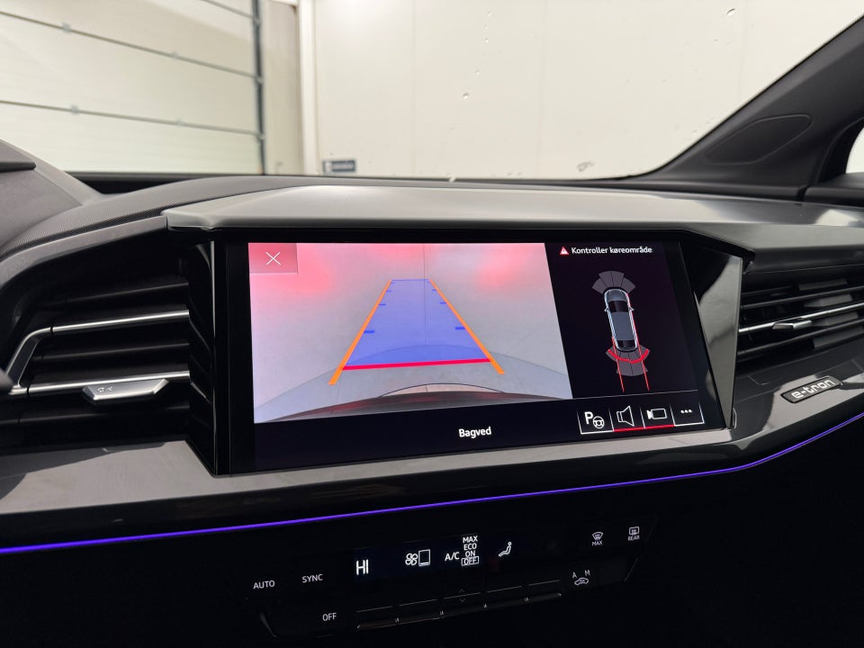 Audi Q4 e-tron 40 S-line Sportback 5d