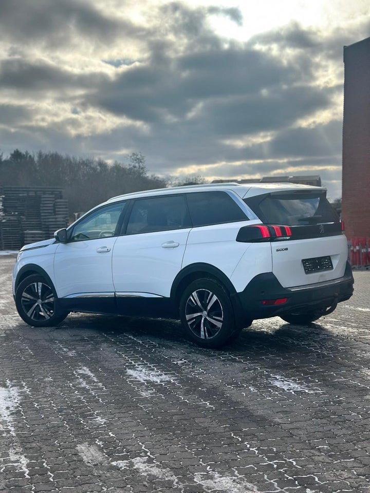 Peugeot 5008 1,6 BlueHDi 120 Allure EAT6 7prs 5d