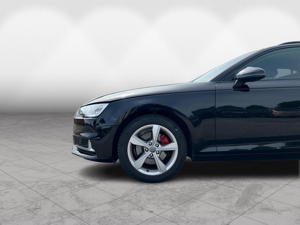 Audi A4 40 TFSi Advanced Avant S-tr. 5d