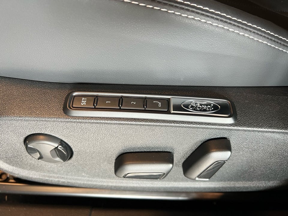 Ford Capri 77 Premium Extended Range 5d