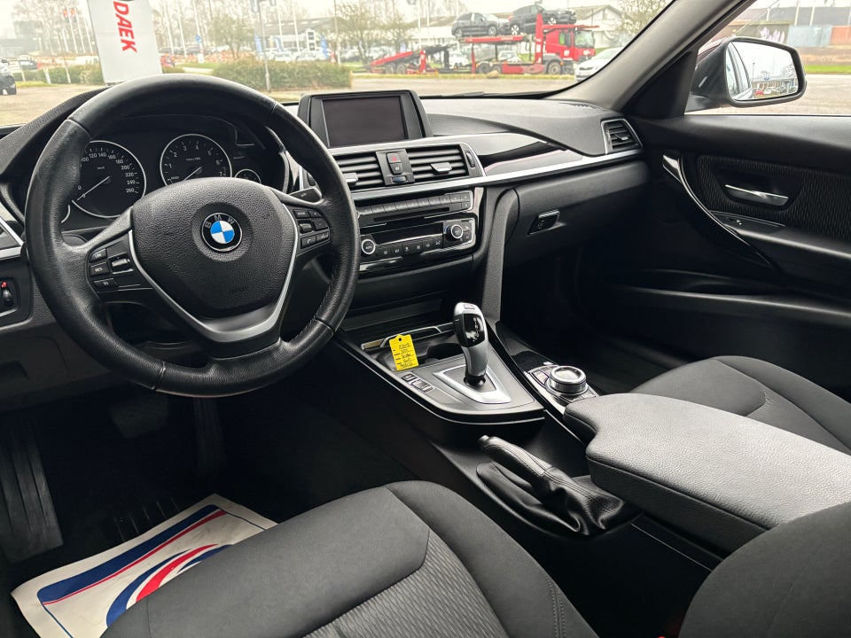 BMW 320i 2,0 Executive aut. 4d