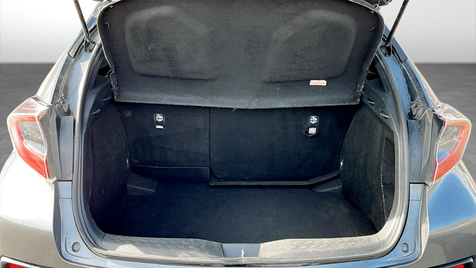 Toyota C-HR 1,8 Hybrid Selected CVT 5d